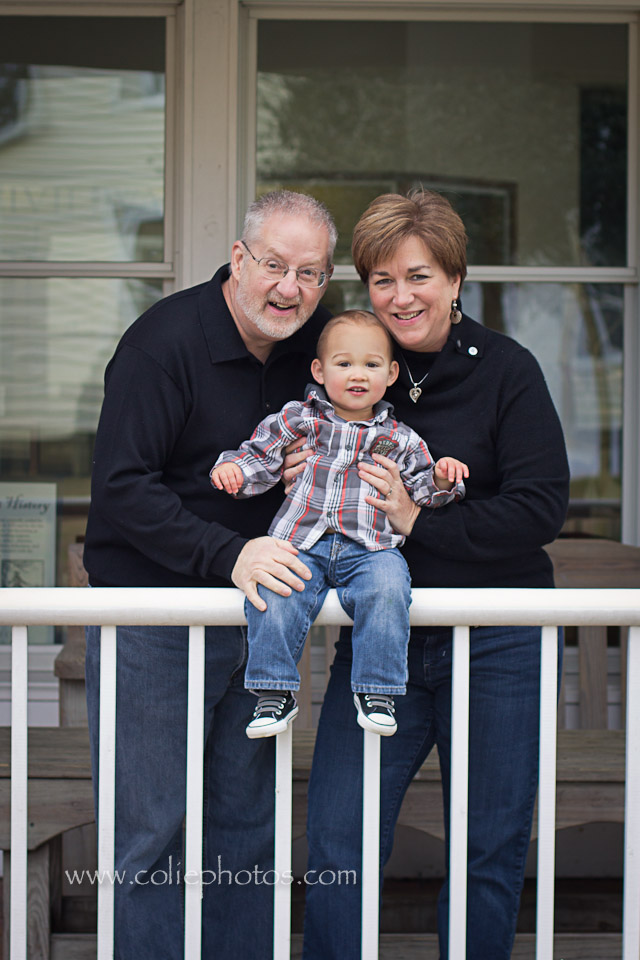 toddler with grandparents